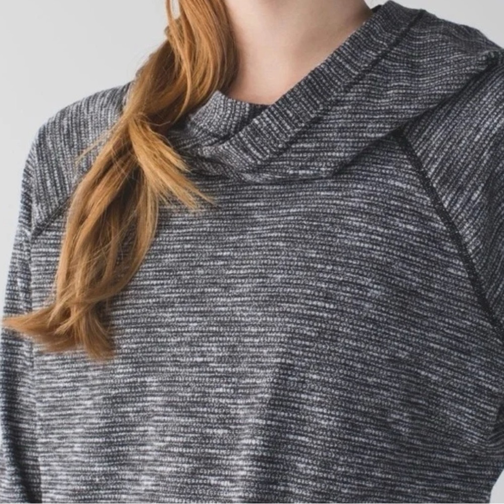 Lulu lemon pullover